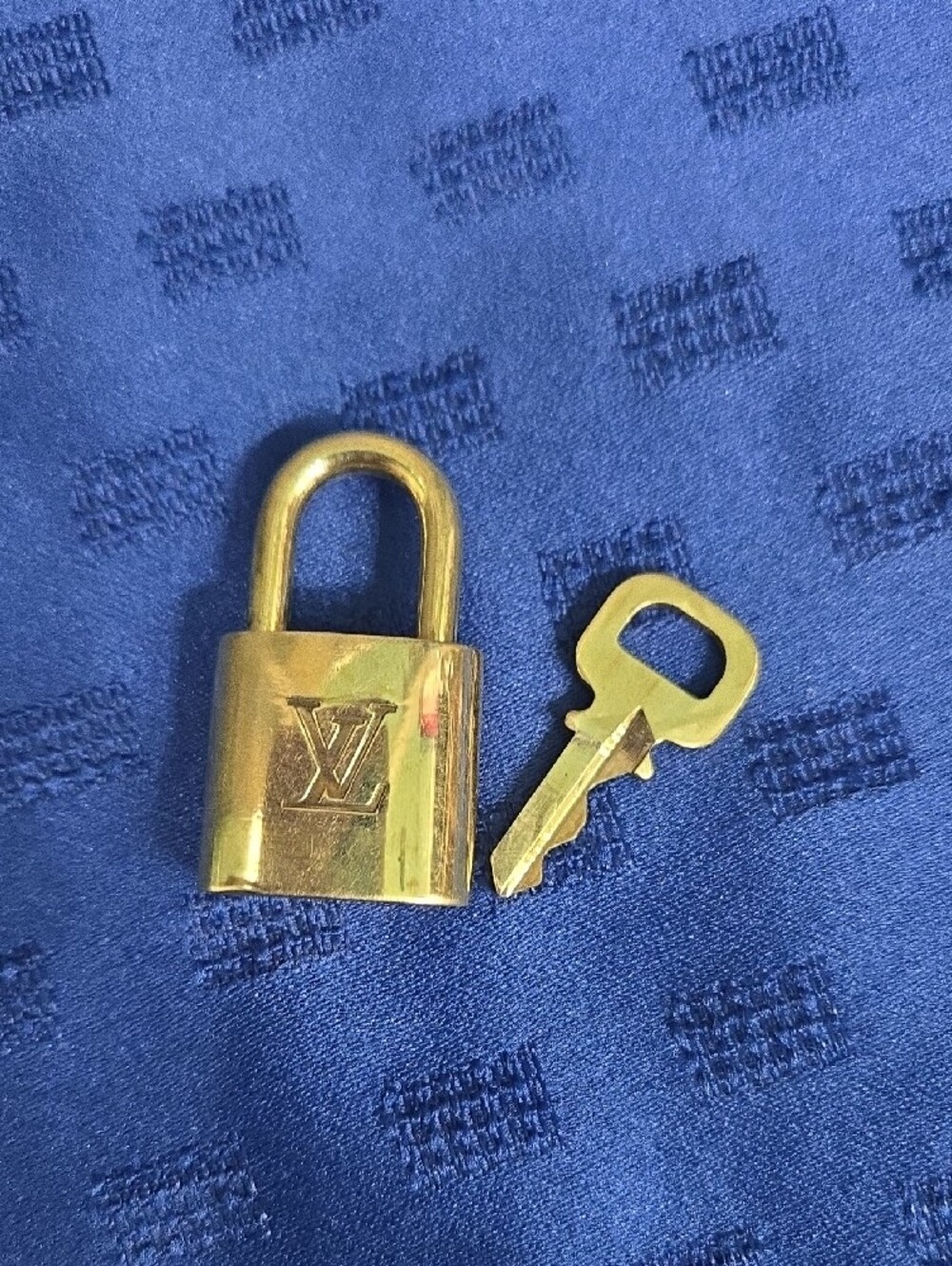 Louis Vuitton Gold-tone Padlock & Key - Picture 4 of 6